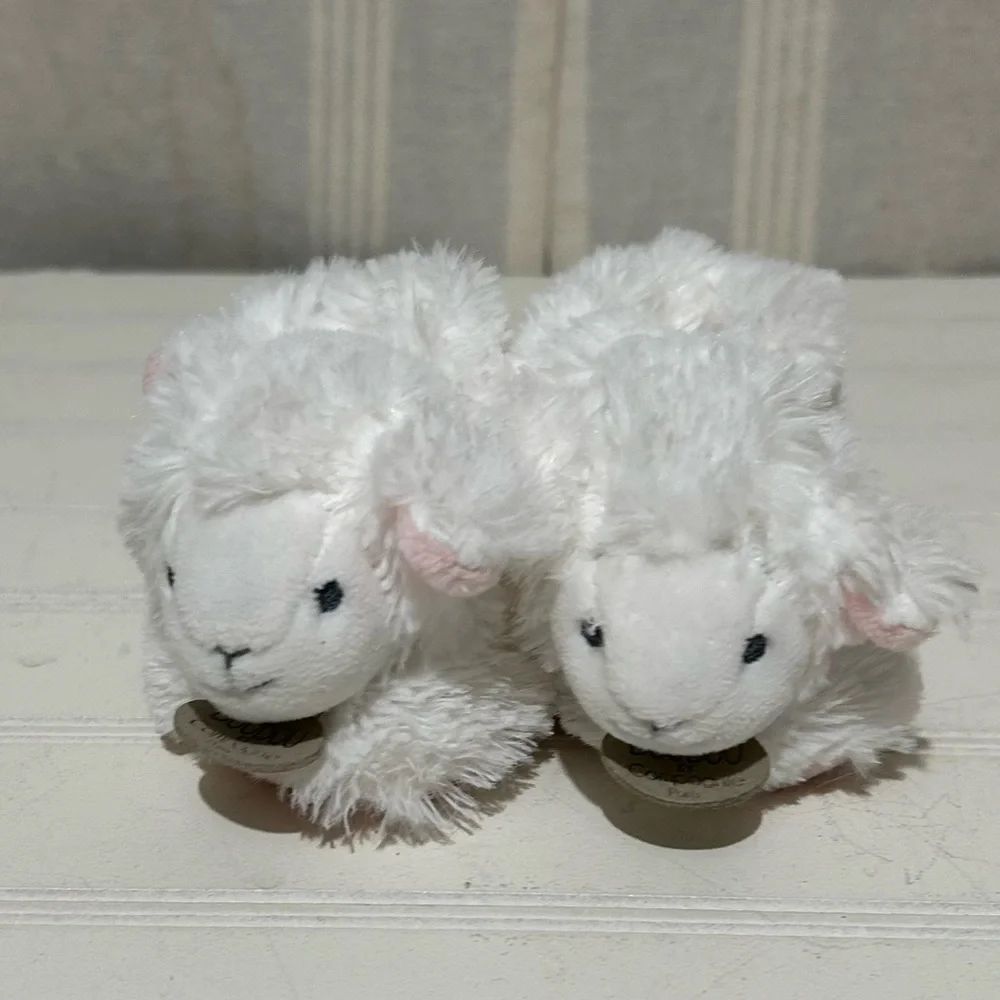 Baby Shoes Newborn Plush White Lamb Slippers DouDou Paris Booties Pink Crib Shoe